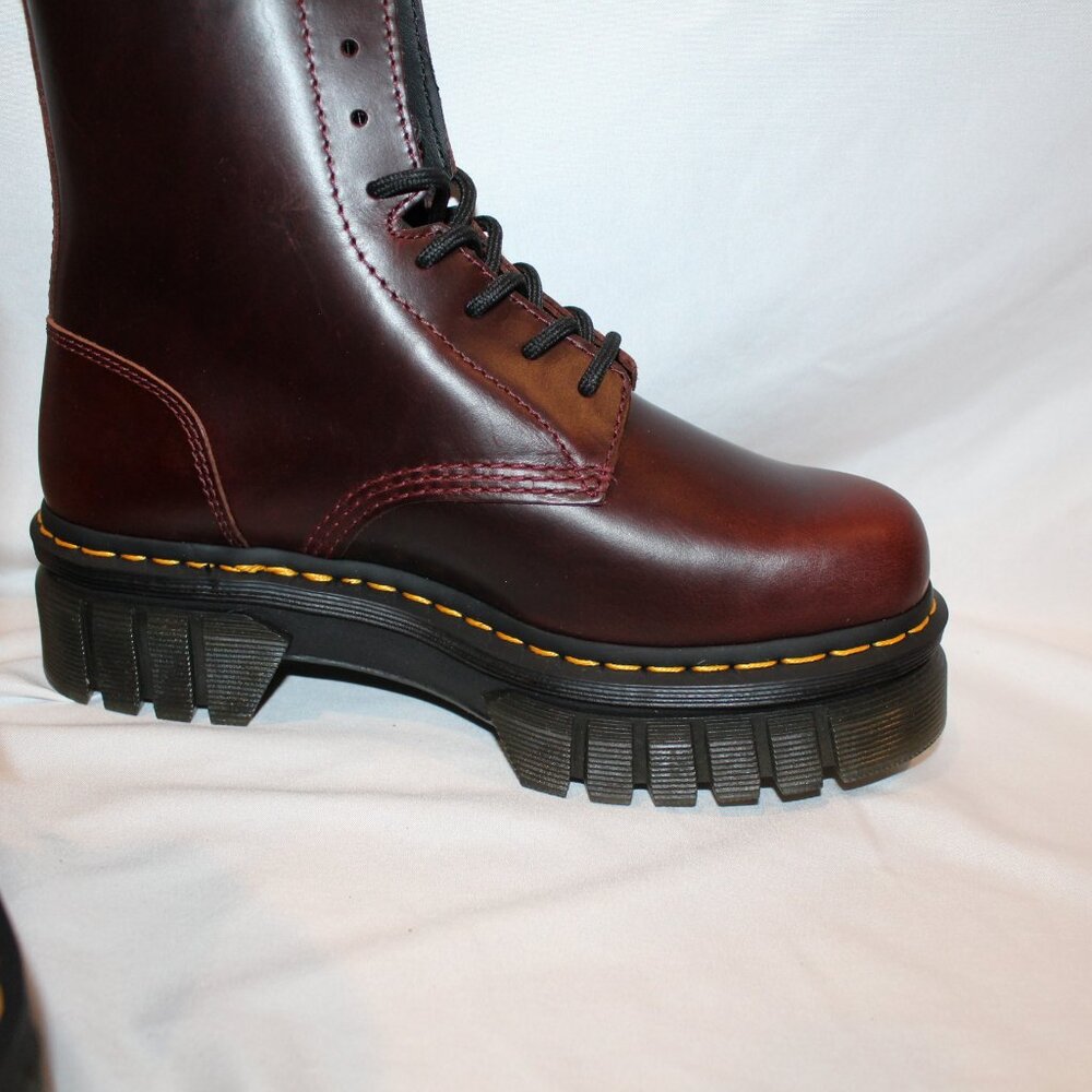 NIB DR. MARTENS WOMEN'S AUDRICK 8 EYE PLATFORM LACE UP COMBAT BOOTS - Picture 8 of 9